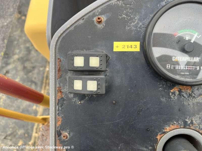 Photo Caterpillar Compacteur Tandem / Double Billes CB-224E  image 39/44