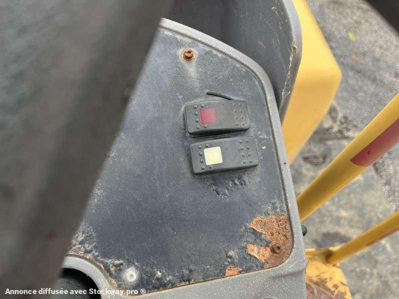 Photo Caterpillar Compacteur Tandem / Double Billes CB-224E  image 40/44