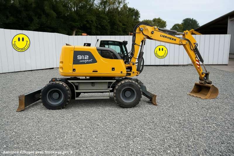 Photo Liebherr A912 COMPACT  image 1/50