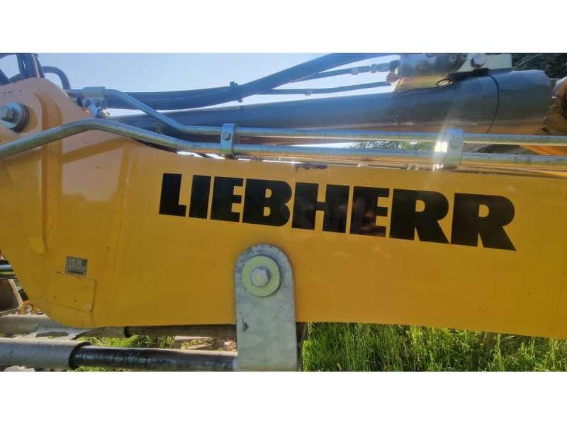 Photo Liebherr A912 COMPACT  image 15/50