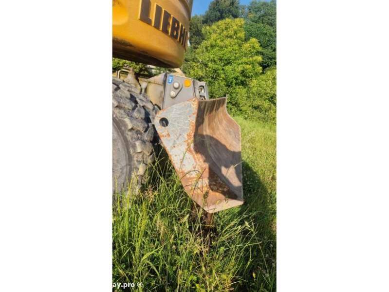 Photo Liebherr A912 COMPACT  image 26/50