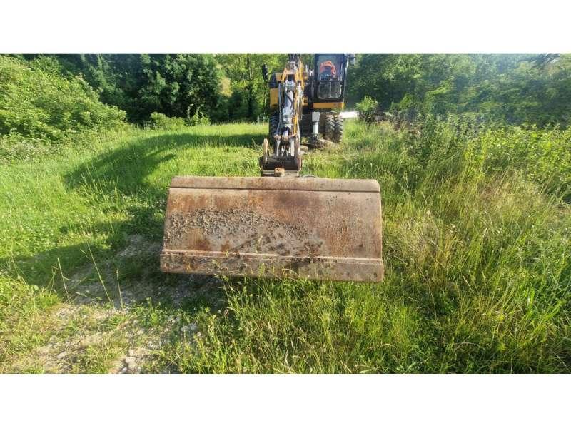 Photo Liebherr A912 COMPACT  image 28/50