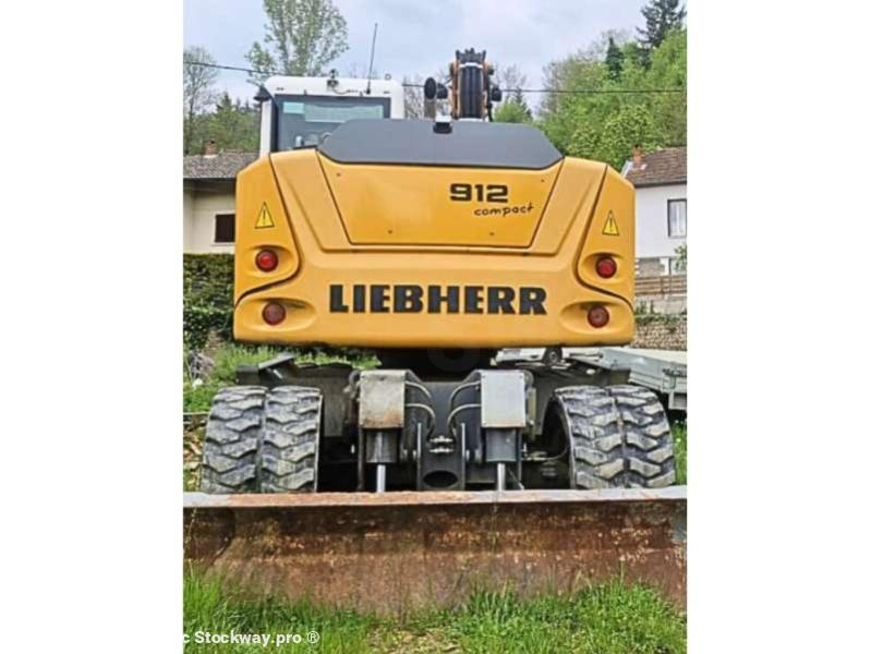 Photo Liebherr A912 COMPACT  image 4/50