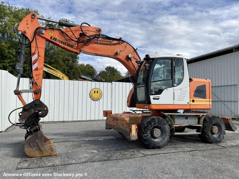 Liebherr Pelle sur Pneus A918 COMPACT 