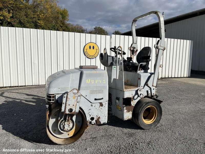 Caterpillar CB225E 