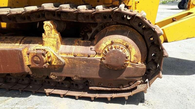 Photo Caterpillar Bulldozer D8K + Porte Engins  image 10/40