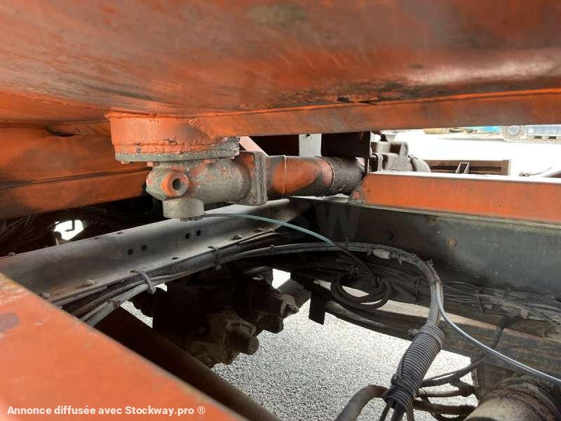 Photo Renault Camion Citerne MIDLUM 180 DCI  image 23/49