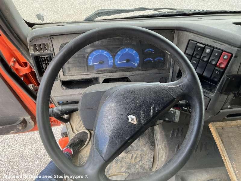 Photo Renault Camion Citerne MIDLUM 180 DCI  image 44/49