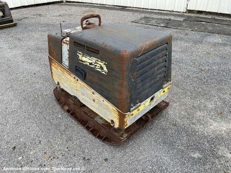Photo Wacker Plaques Vibrantes DPU7060  image 1/23