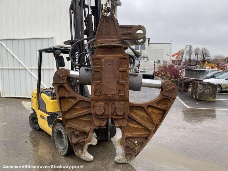 AUTRE Equipement Béton Cisaille a beton Pour Pelles de 35 Tonnes 