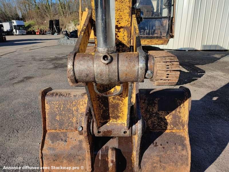 Photo Caterpillar Pelle sur Chenilles E120B  image 12/48