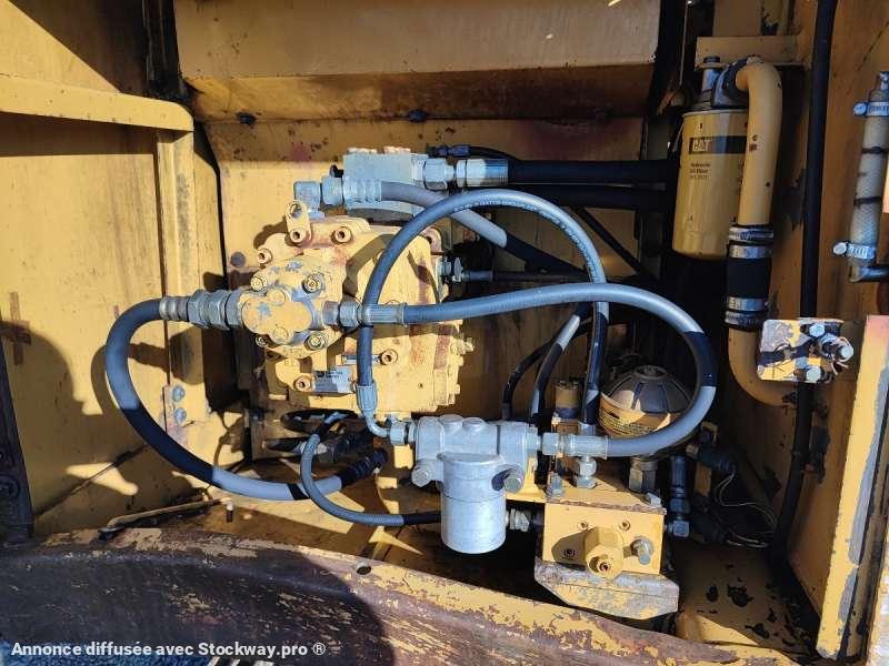 Photo Caterpillar Pelle sur Chenilles E120B  image 30/48
