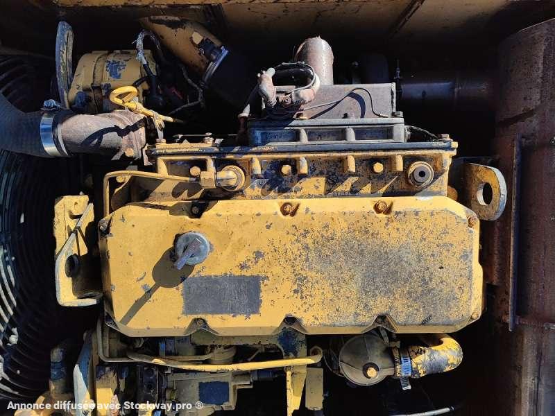 Photo Caterpillar Pelle sur Chenilles E120B  image 37/48