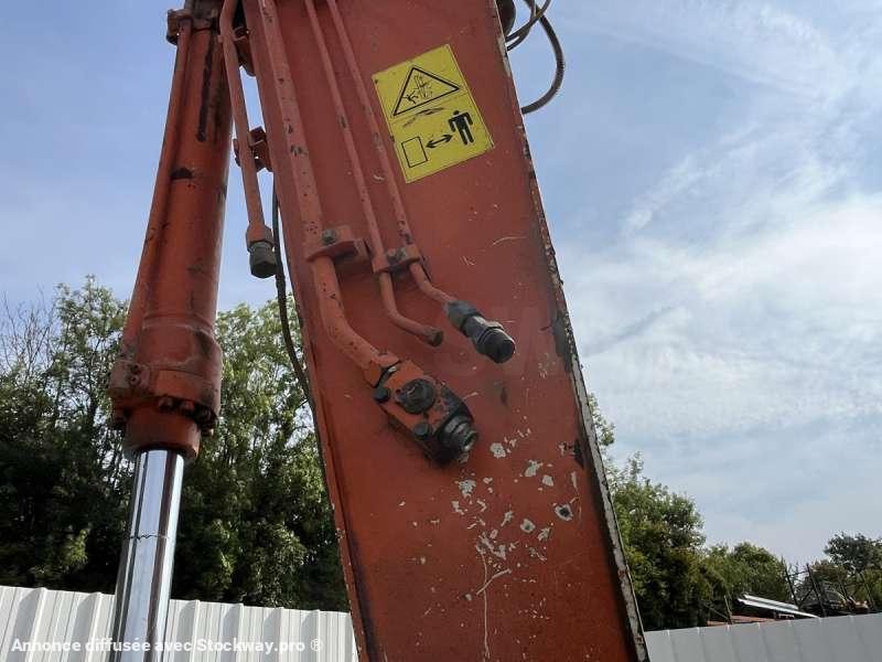 Photo Hitachi Pelle sur Pneus ZX210W-3  image 18/51