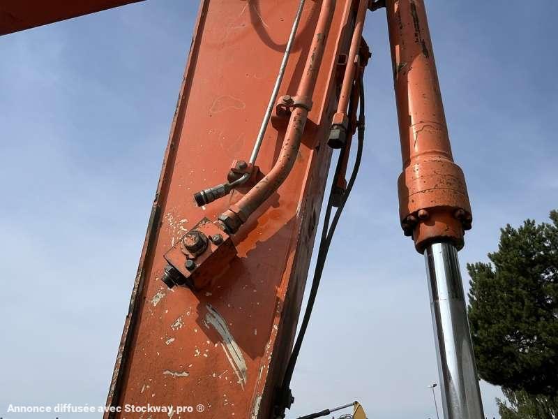 Photo Hitachi Pelle sur Pneus ZX210W-3  image 19/51