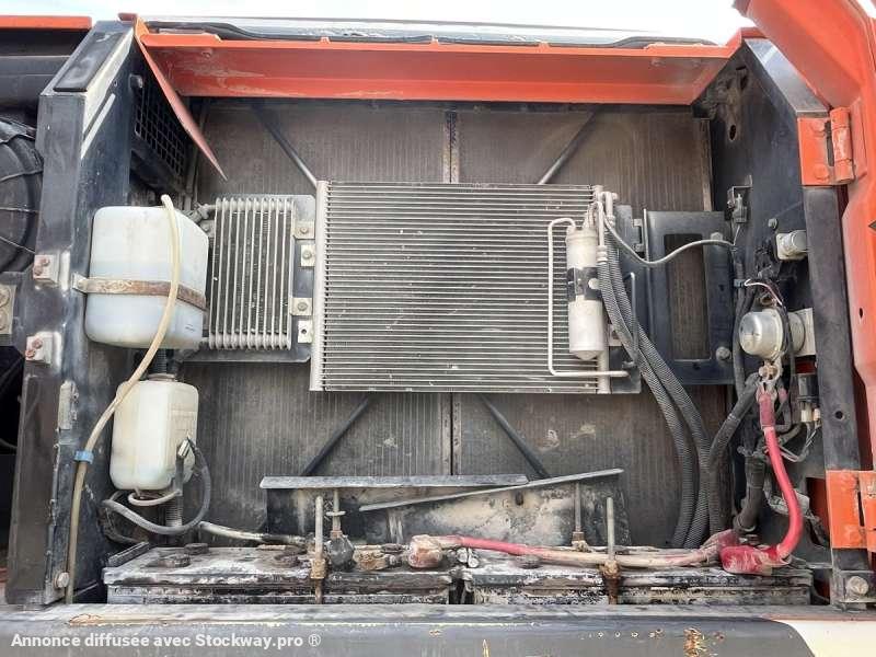 Photo Hitachi Pelle sur Pneus ZX210W-3  image 34/51