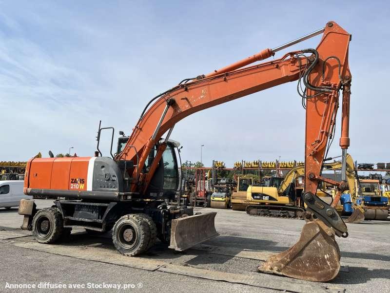 Photo Hitachi Pelle sur Pneus ZX210W-3  image 8/51