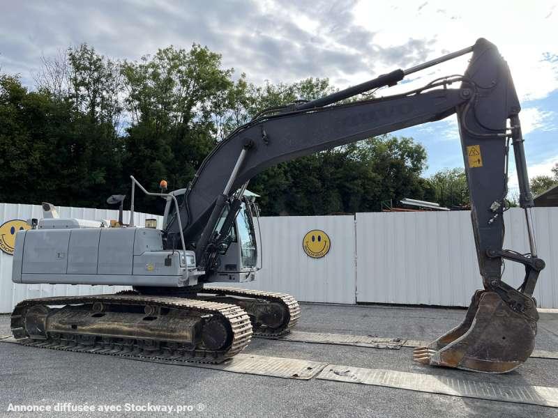Volvo EC220DL 