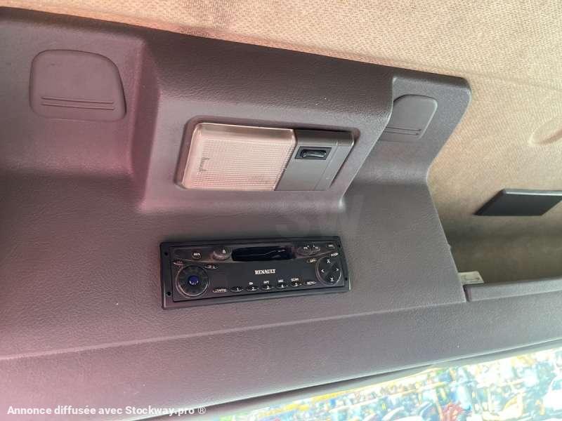 Photo Renault MIDLUM 180 DCI  image 49/51