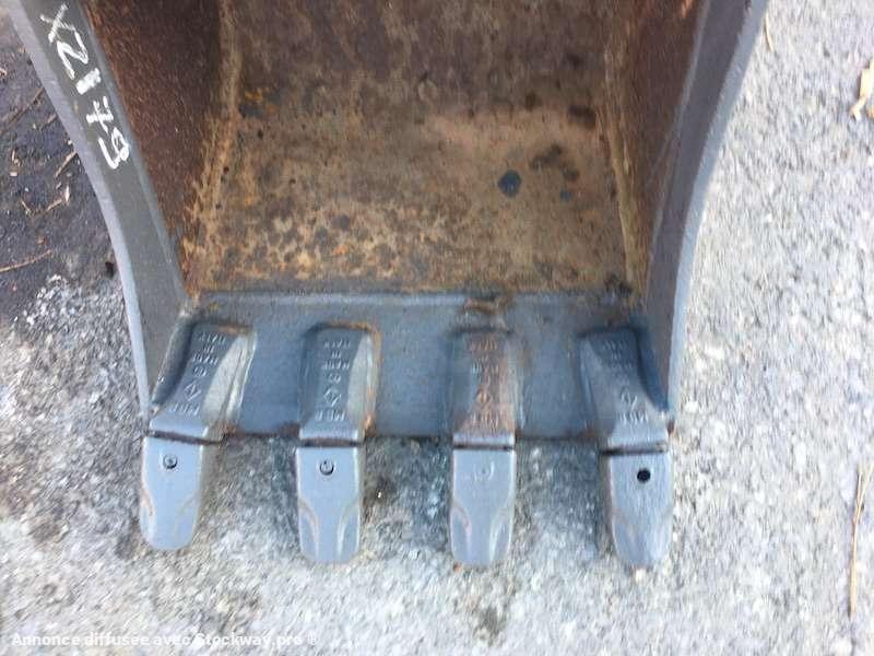 Photo VOLVO 390mm - attache VOLVO 1,5 Tonnes  image 2/5