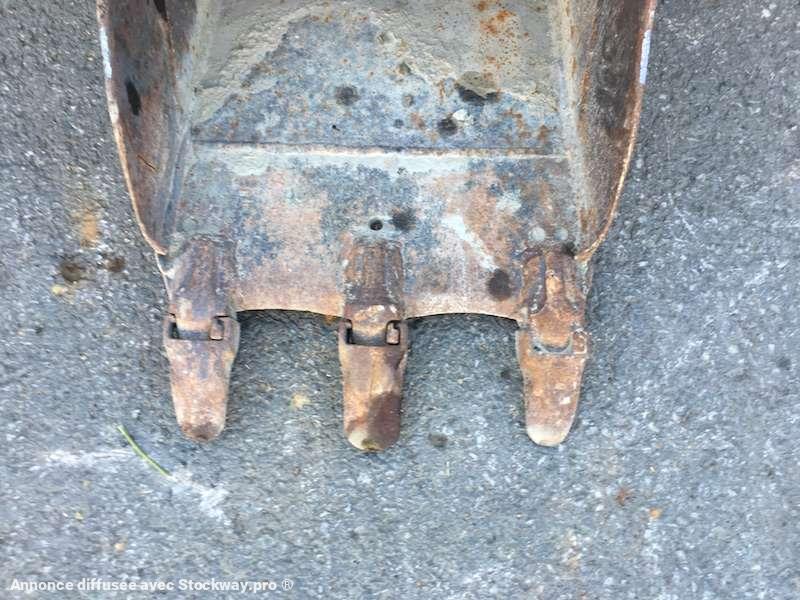 Photo VOLVO 360mm - pelles 2,5 Tonnes  image 2/5