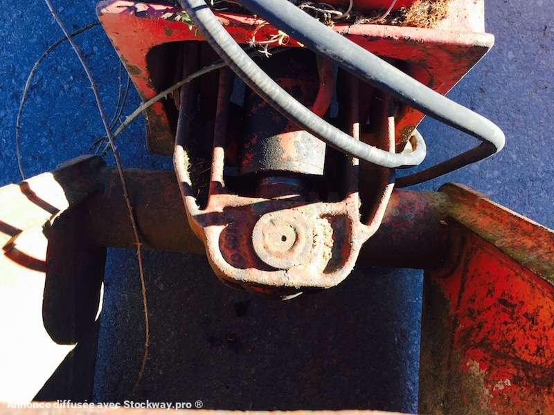 Photo AUTRE Camion avec rotator - coquilles 500mm reprise - ouverture 1500mm  image 3/4