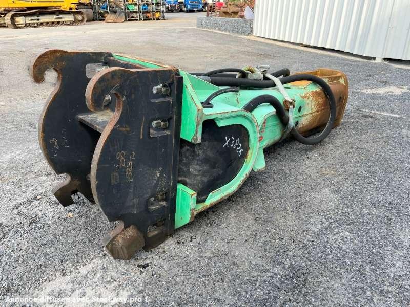Photo MONTABERT V1800 (20-35 Tonnes)  image 5/18