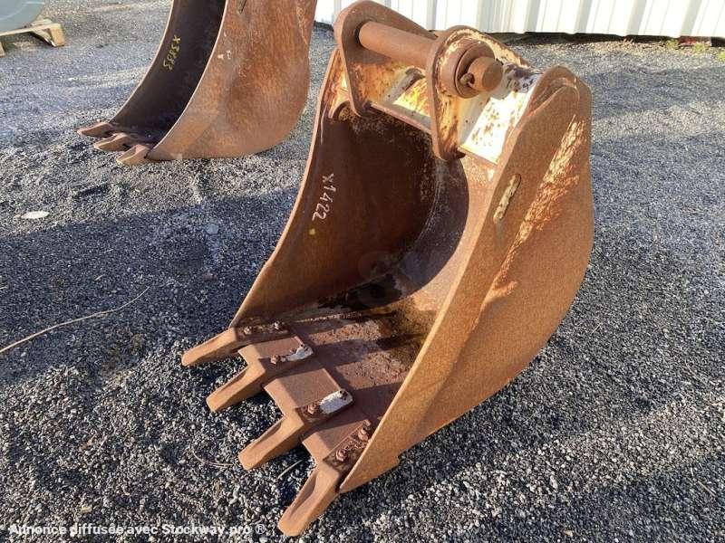 CATERPILLAR 570mm - type tractopelle 