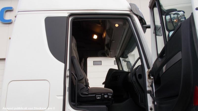 Photo Iveco Stralis AS440S50 T/P image 4/6