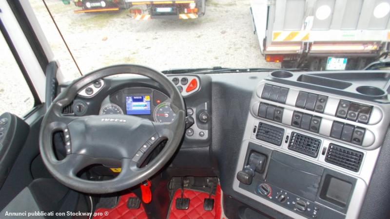 Photo Iveco Stralis AS440S45T/P image 6/6