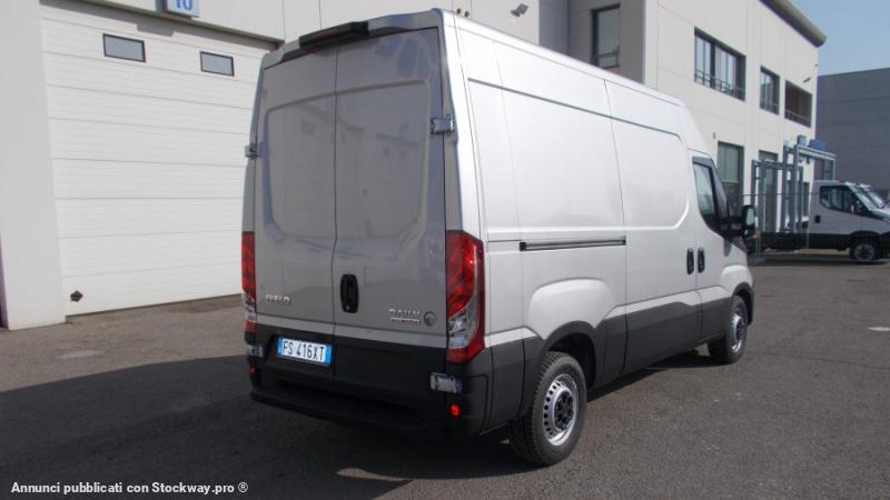 Photo Iveco Daily 35S16A8V image 2/8