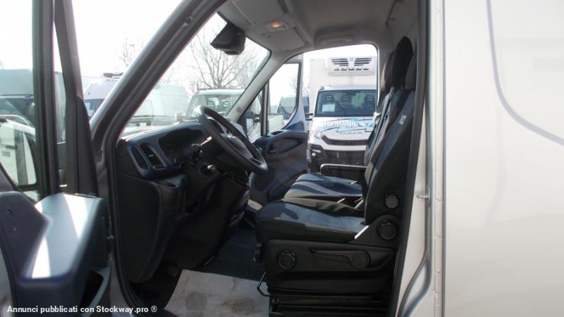 Photo Iveco Daily 35S16A8V image 6/8