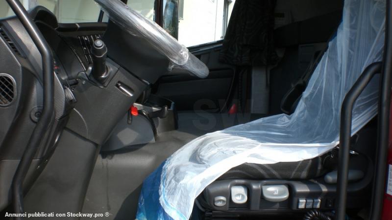 Photo Iveco Stralis AT440S40 T/P image 4/8