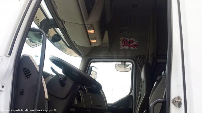 Photo Renault Premium 18T.460 DXI image 7/8