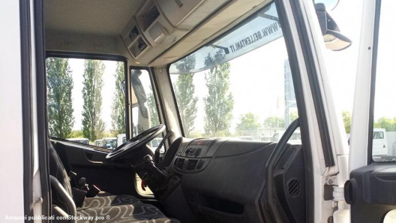 Photo Iveco Eurocargo 75E19/P image 10/10