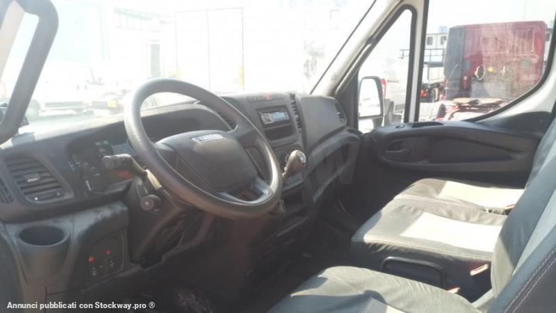 Photo Iveco Daily 35C11 image 5/10