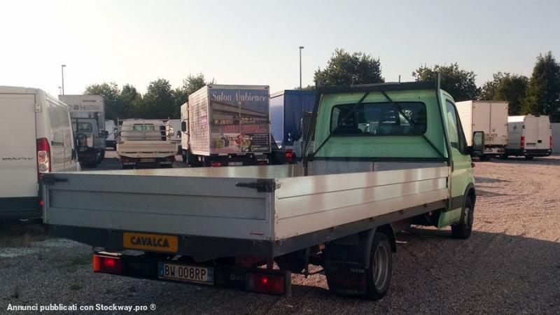 Photo Iveco Daily 35C9 image 2/7