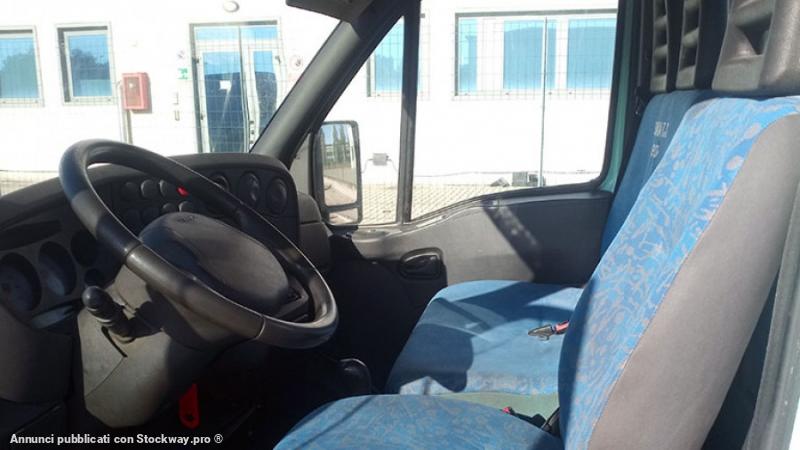 Photo Iveco Daily 35C9 image 6/7