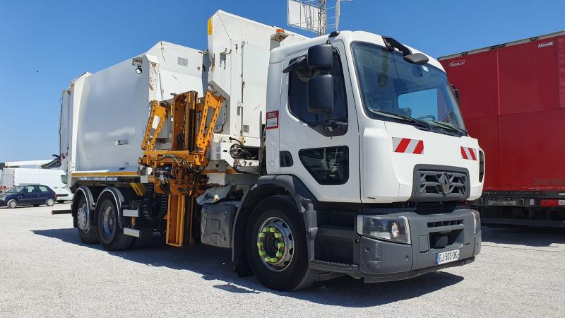 Road network trucks Renault D320