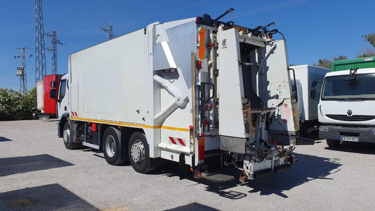 Road network trucks Renault Premium 320 DXI