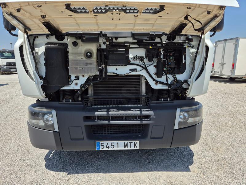 Engin de voirie Renault Premium 380