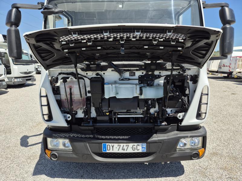 Camion Iveco Eurocargo ML 120E21