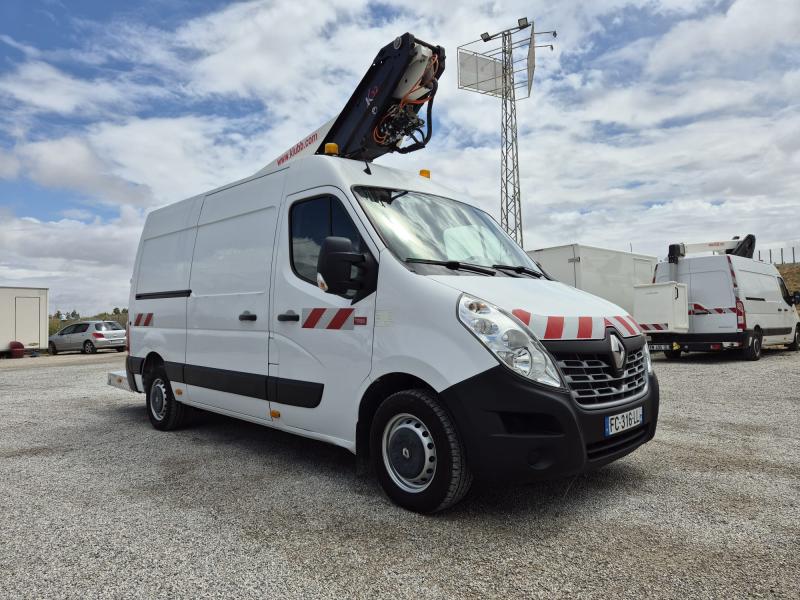 samochód dostawczy Renault Master