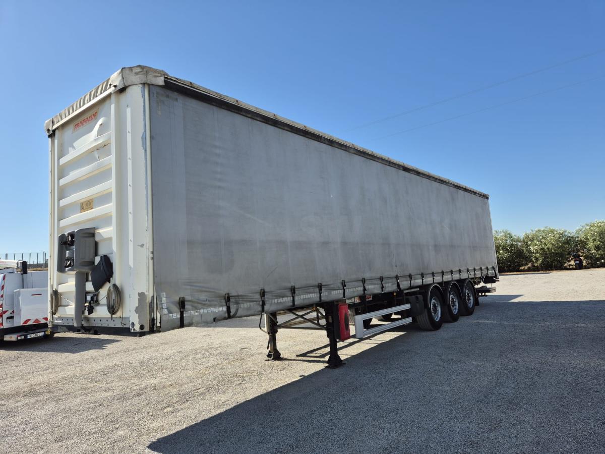 Semi-trailer Fruehauf 3 ejes centrales