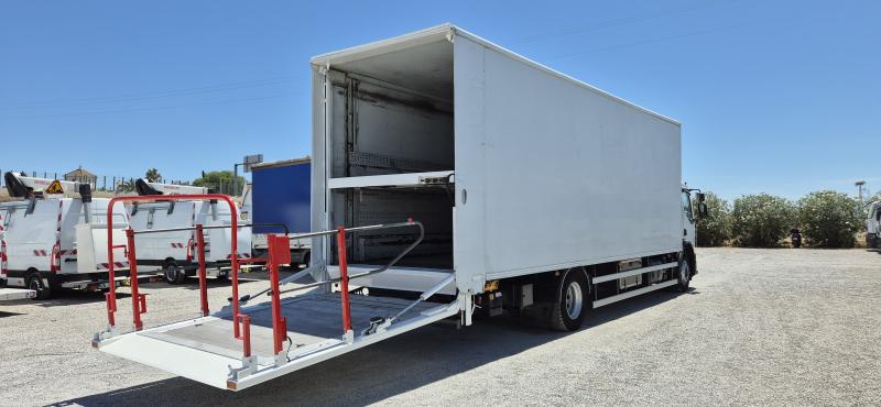 Camion Renault Premium