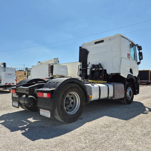 Tracteur Renault C-Series