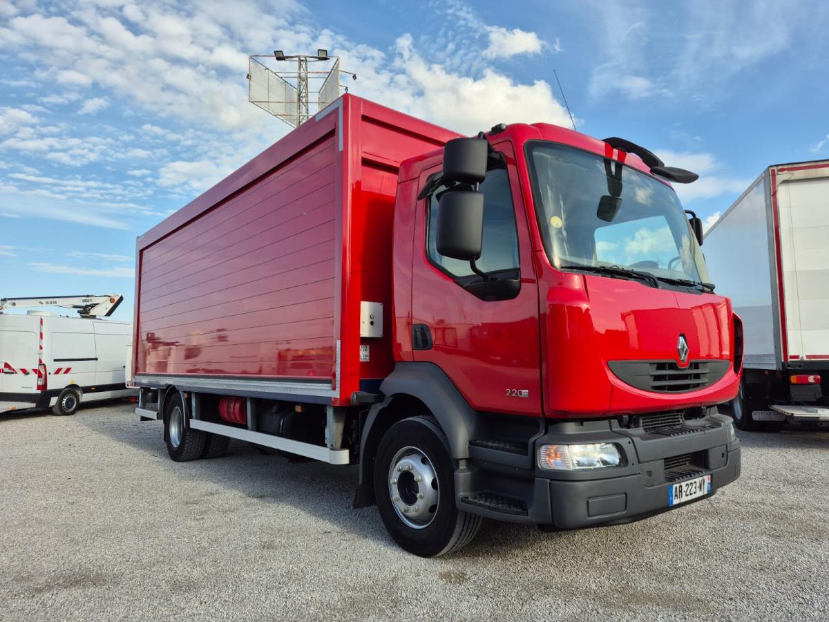 vrachtwagen Renault Midlum 220 DXI