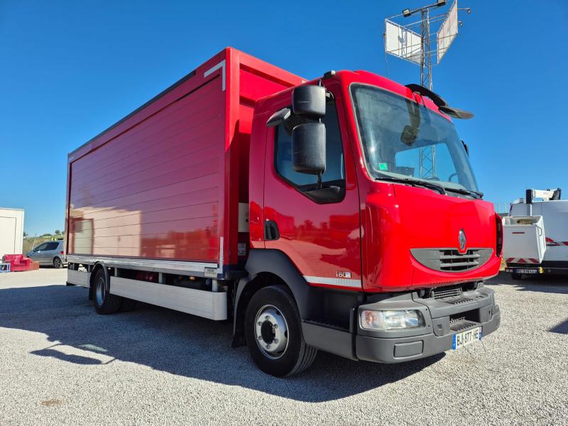 vrachtwagen Renault Midlum 180 DXI