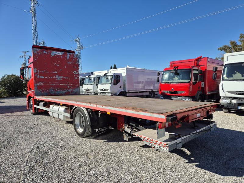 Truck Mercedes Actros 1843