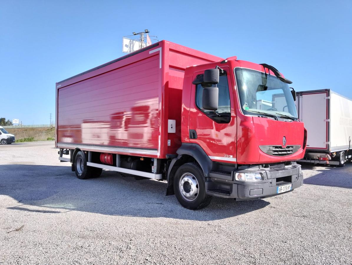 vrachtwagen Renault Midlum 220.16 DXI